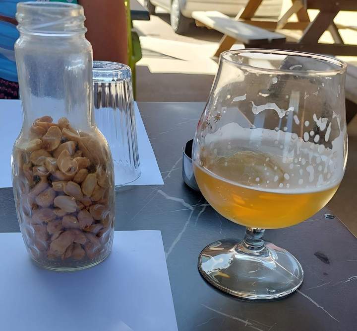 Bar avec terrasse à Pusignan