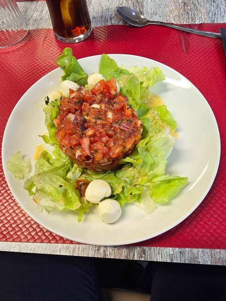 Cuisine traditionnelle française à Pusignan